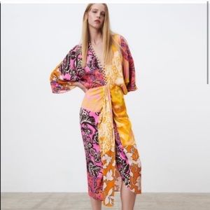 Zara Blogger Fav Caftan Twist Dress